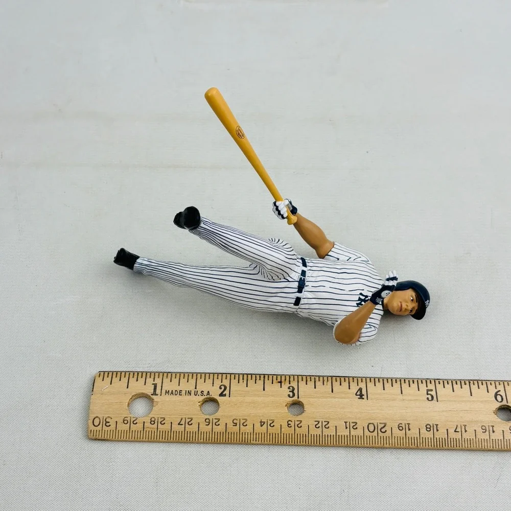 Hallmark Jason‎ Giambi At the Ballpark MLB Ornament New York Yankees 2003